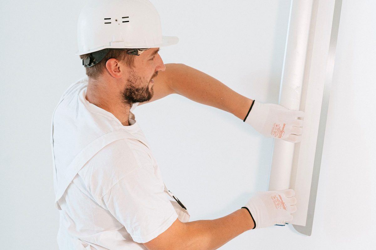 Instalación de panel de yeso sobre estructura metálica